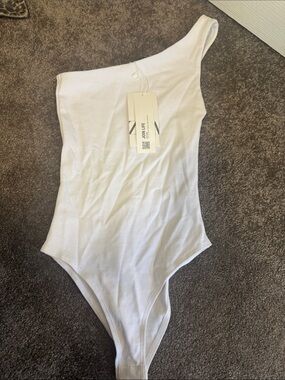 Zara One-Shoulder White Bodysuit